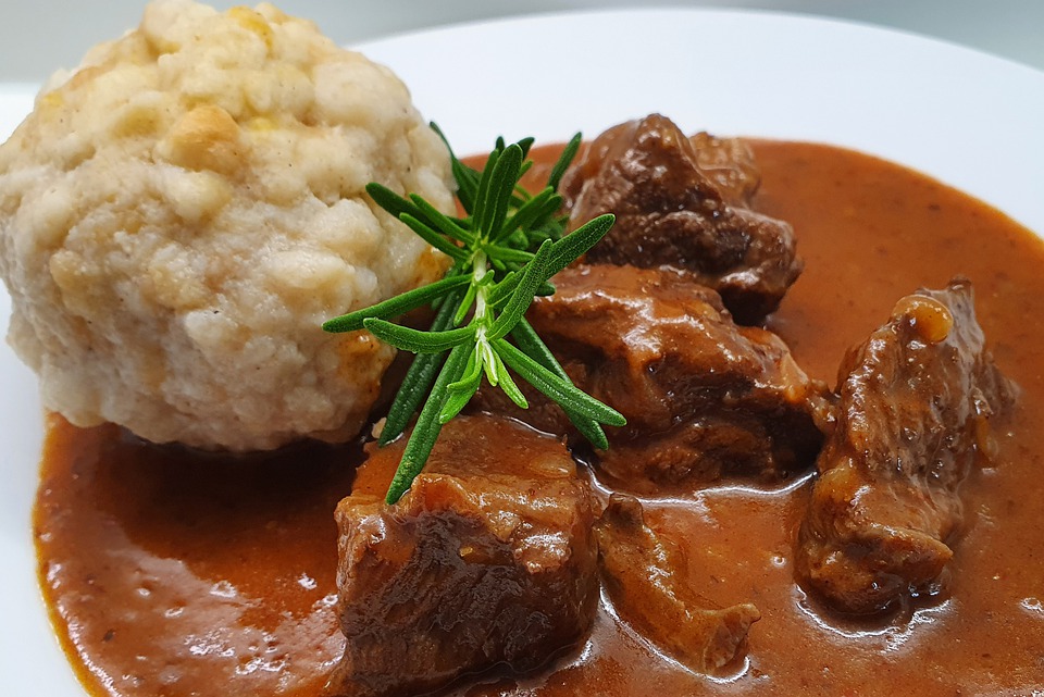 Polish Food, Traditional Polish Food, traditional food in Poland, Poland food, Polish cuisine, Poland dishes, Polish dishes, gulasz