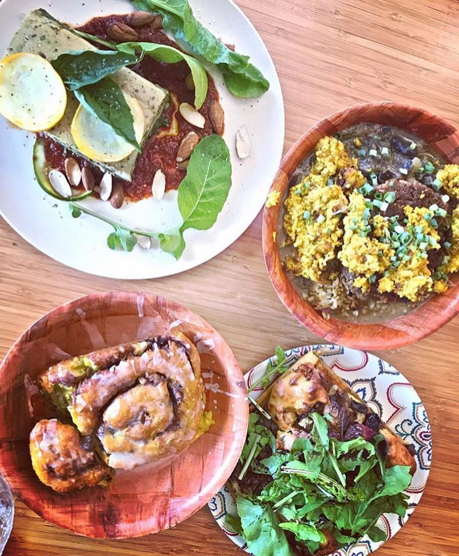 Honolulu Food - 30 Best Restaurants In Honolulu And Where To Eat 29 vegan restaurants honolulu, vegetarian restaurants honolulu, vegan restaurants in honolulu, vegetarian restaurants in honolulu, juicy brew, vegan in honolulu, vegetarian in honolulu