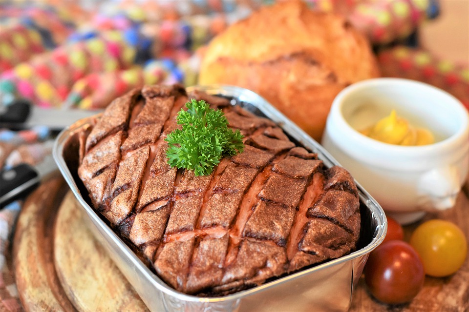 Austrian Food, Traditional Austrian Food, Austria Food, Austrian cuisine, traditional food in Austria, Austria cuisine, Austrian dishes, Austria dishes, Leberkäse 