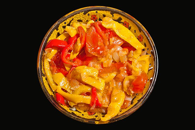 Hungarian Food, Traditional Hungarian Food, Hungary Food, Hungarian cuisine, traditional food in Hungary, Hungary cuisine, Hungarian dishes, Hungary dishes, lecso
