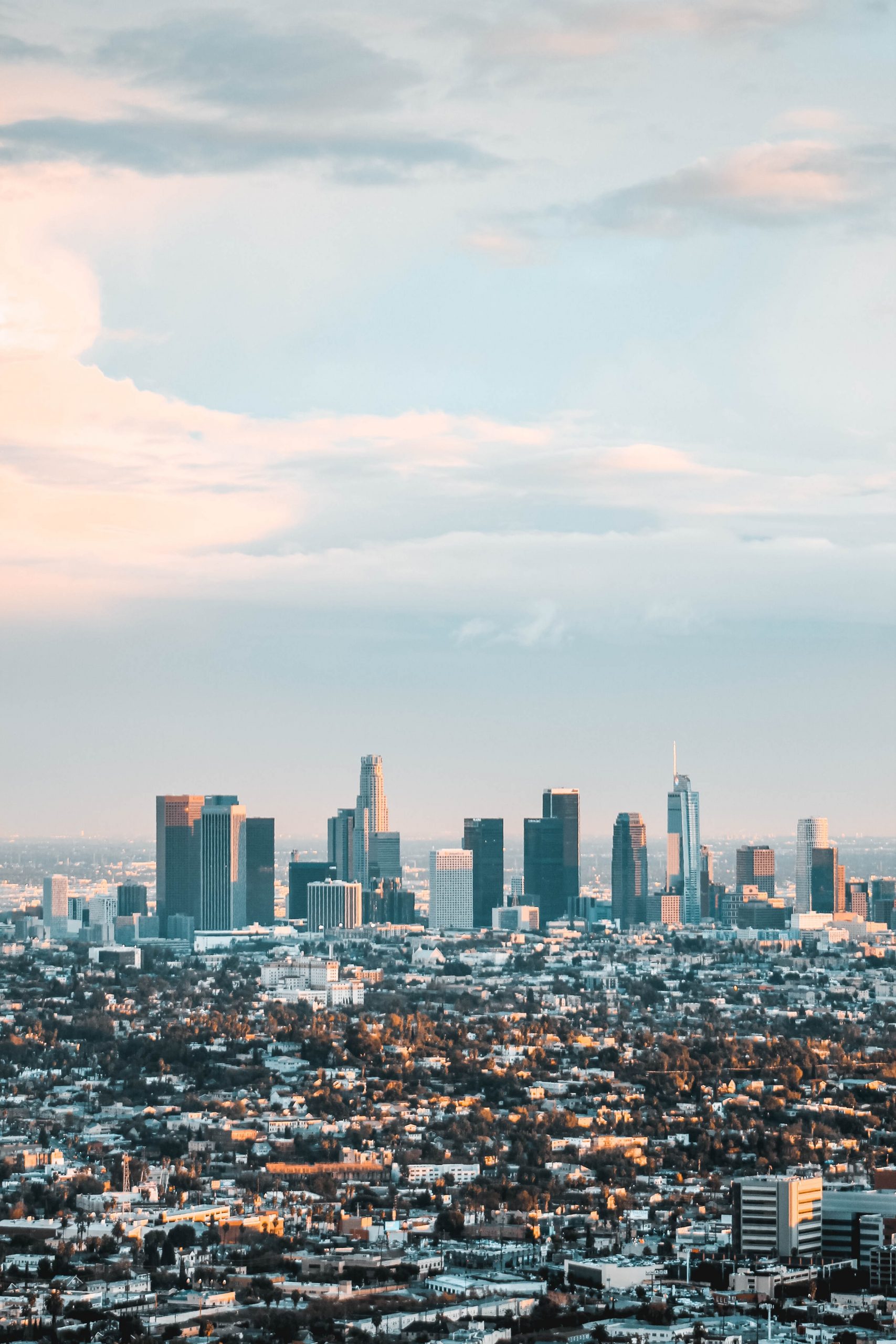 How To Get From Los Angeles Airport To City Center - All Possible Ways, cheapest way from Los Angeles airport to city center, cheapest way from Los Angeles airport to downtown, Los Angeles airport to city center, Los Angeles airport to city, Los Angeles airport to downtown