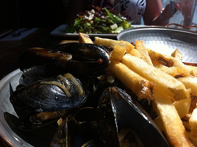 French dishes, French Food, French cuisine, food in france, traditional French food, france cuisine, france food, moules frites