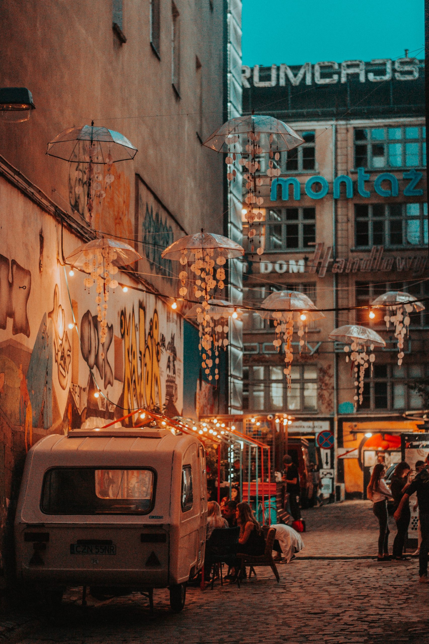 Neonside, Wrocław, Poland, What To Wear In Poland, Poland Packing List, What To Pack For Poland
