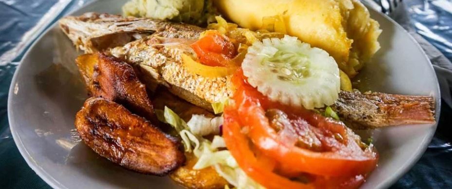 Curaçaoan Food, Curaçao Food, Curaçao Food, Curaçao cuisine, Curaçaoan cuisine, Traditional Curaçaoan Food, food in Curaçao, Curaçaoan dishes, Curaçao dishes, Piska Ku Funchi