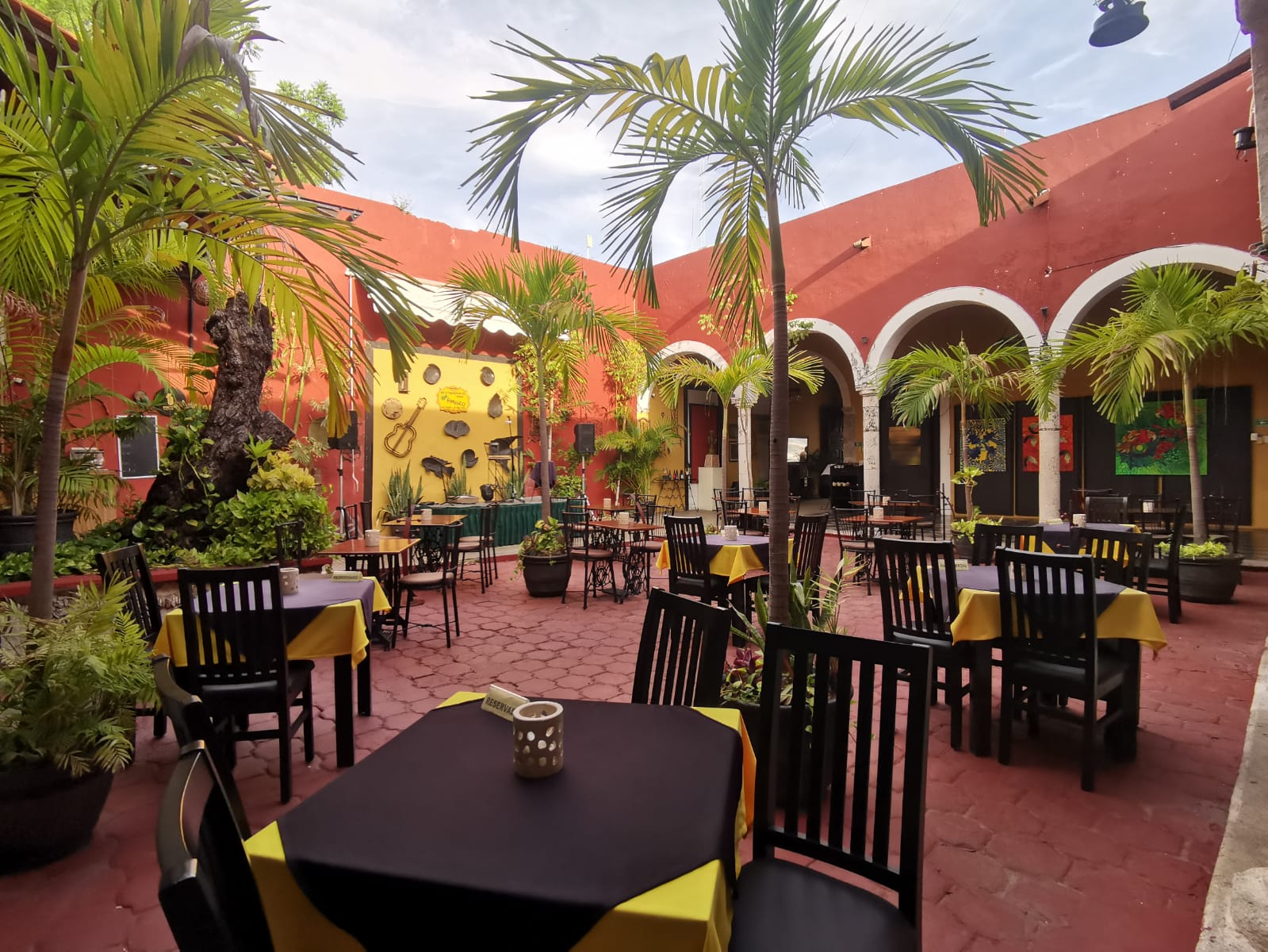 Merida Food - 30 Best Restaurants In Merida And Where To Eat 22 restaurants in merida, best restaurants in merida mexico, merida food, restaurants in merida mexico, merida restaurant, where to eat in merida, merida restaurants, best merida restaurants, restaurante amaro