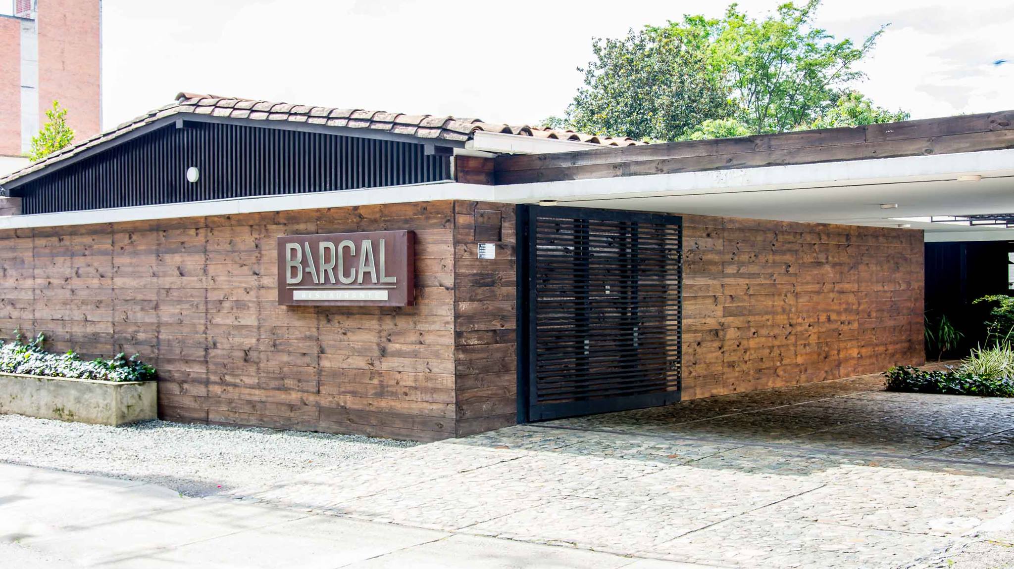 Medellin Food - 30 Best Restaurants In Medellin And Where To Eat 5 Restaurants in Medellin, best restaurants in Medellin, where to eat in Medellin, Medellin Colombia restaurants, Medellin best restaurants, Medellin food, best Medellin restaurants, barcal restaurant