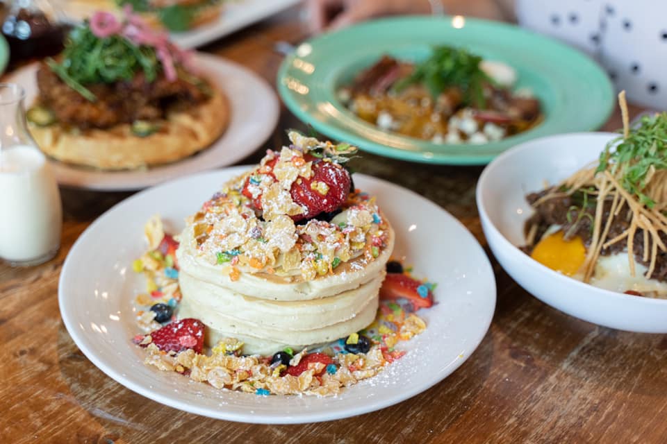 Honolulu Food - 30 Best Restaurants In Honolulu And Where To Eat 20 restaurants in honolulu, best restaurants in honolulu, restaurants in honolulu hawaii, honolulu restaurants, honolulu food, where to eat in honolulu, scratch kitchen