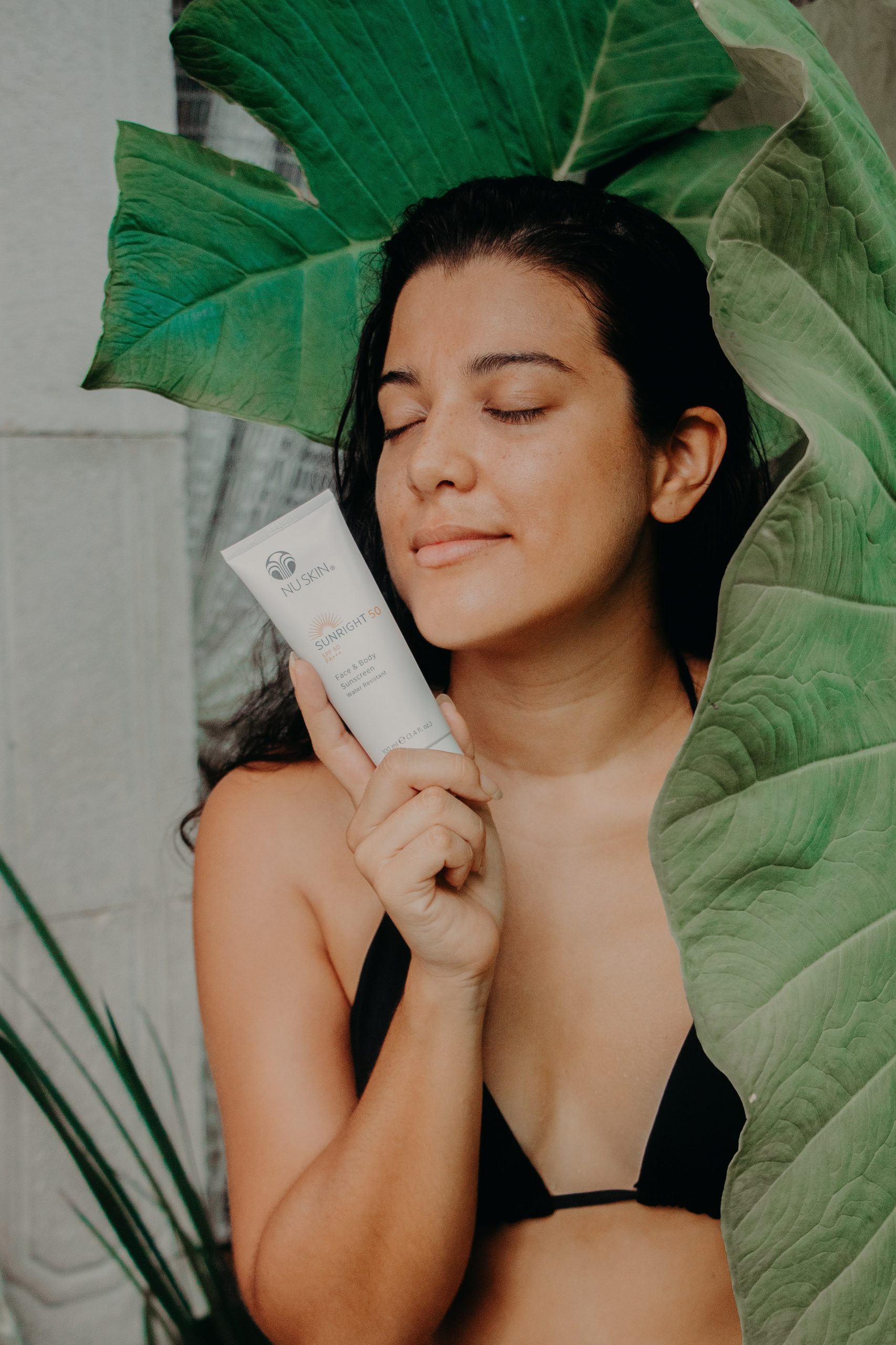 Sunblock and Summer Essentials for Tropical Weather scaled