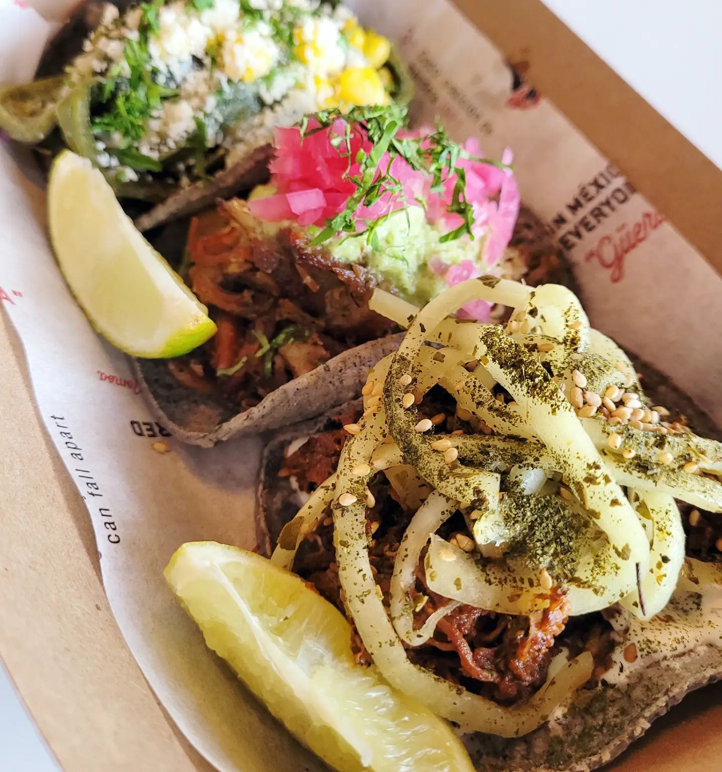 Maui Food - 30 Best Restaurants In Maui And Where To Eat 10 restaurants in Maui, best restaurants in Maui, Maui food, Maui restaurants, where to eat in Maui, Taqueria el gallo rosa
