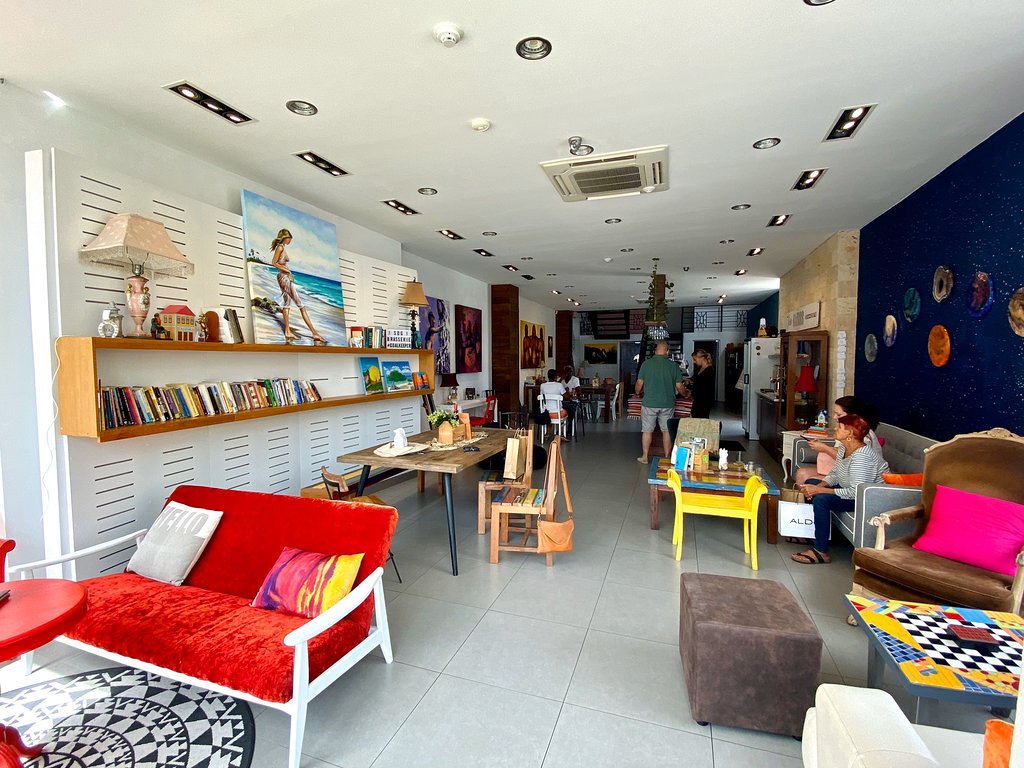ORANJESTAD FOOD: 30 BEST RESTAURANTS IN ORANJESTAD AND WHERE TO EAT IN ARUBA 32 vegan restaurants in aruba, vegetarian restaurants in aruba, vegan in aruba, vegetarian in aruba, baz-rrr galleria
