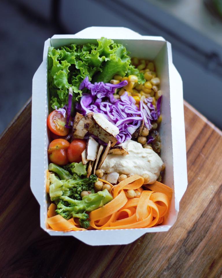 Mauritius Food - 30 Best Restaurants In Mauritius 27 vegan restaurants in Mauritius, vegetarian restaurants in Mauritius, vegan in Mauritius, vegetarian in Mauritius, eat with fingers