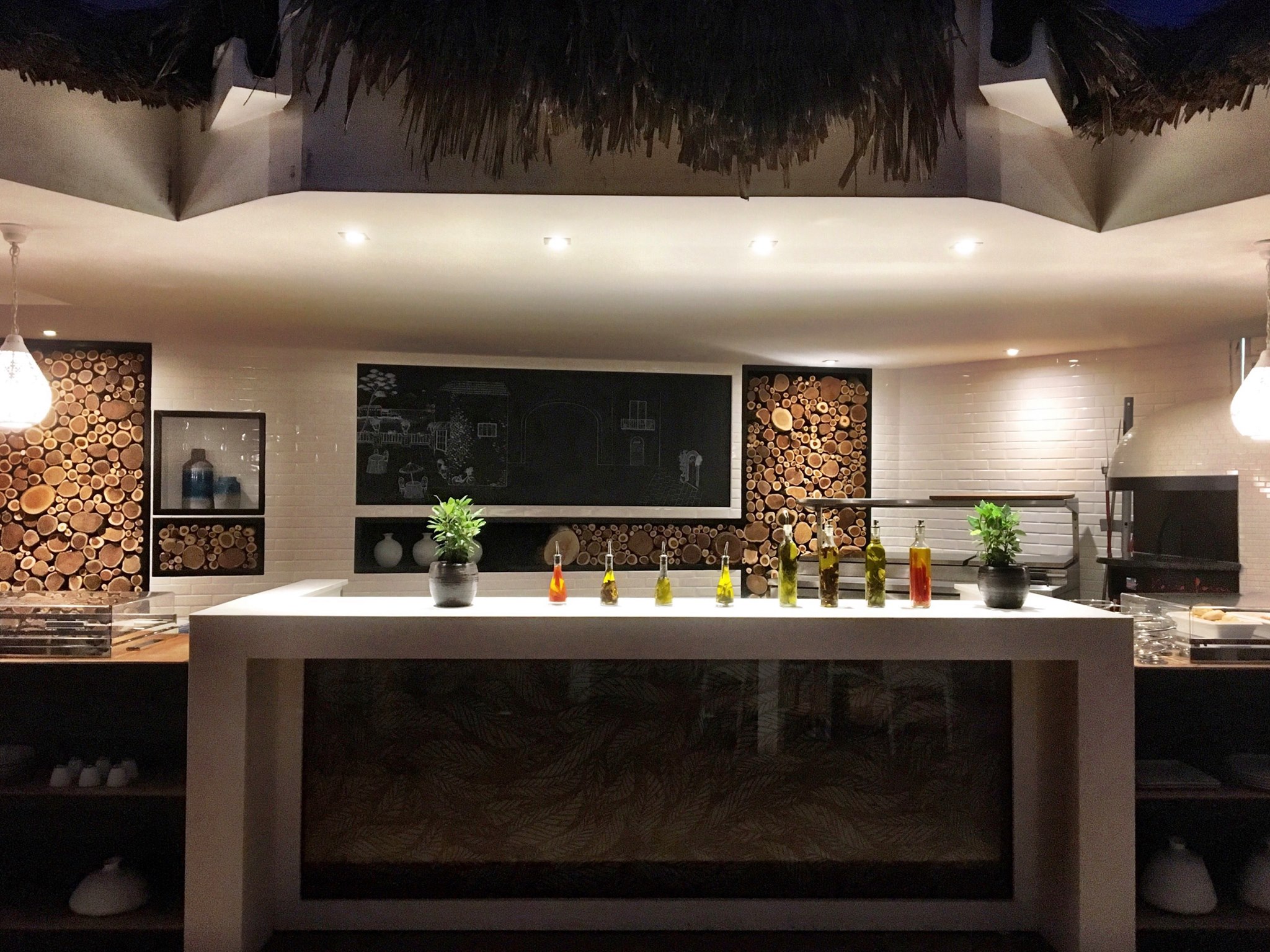 ORANJESTAD FOOD: 30 BEST RESTAURANTS IN ORANJESTAD AND WHERE TO EAT IN ARUBA 13 restaurants in Oranjestad aruba, restaurants in aruba, best restaurants in aruba, Oranjestad food, where to eat in aruba, Aruba restaurants, fresco