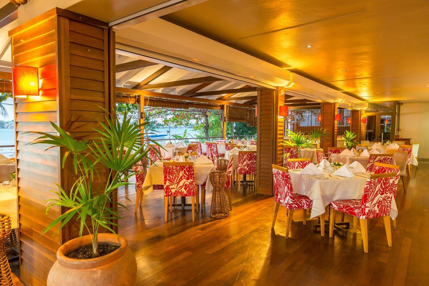 Mauritius Food - 30 Best Restaurants In Mauritius 11 Restaurants in Mauritius, best restaurants in Mauritius, restaurants Mauritius, Mauritius restaurants, where to eat in Mauritius, Mauritius food, le capitaine restaurant