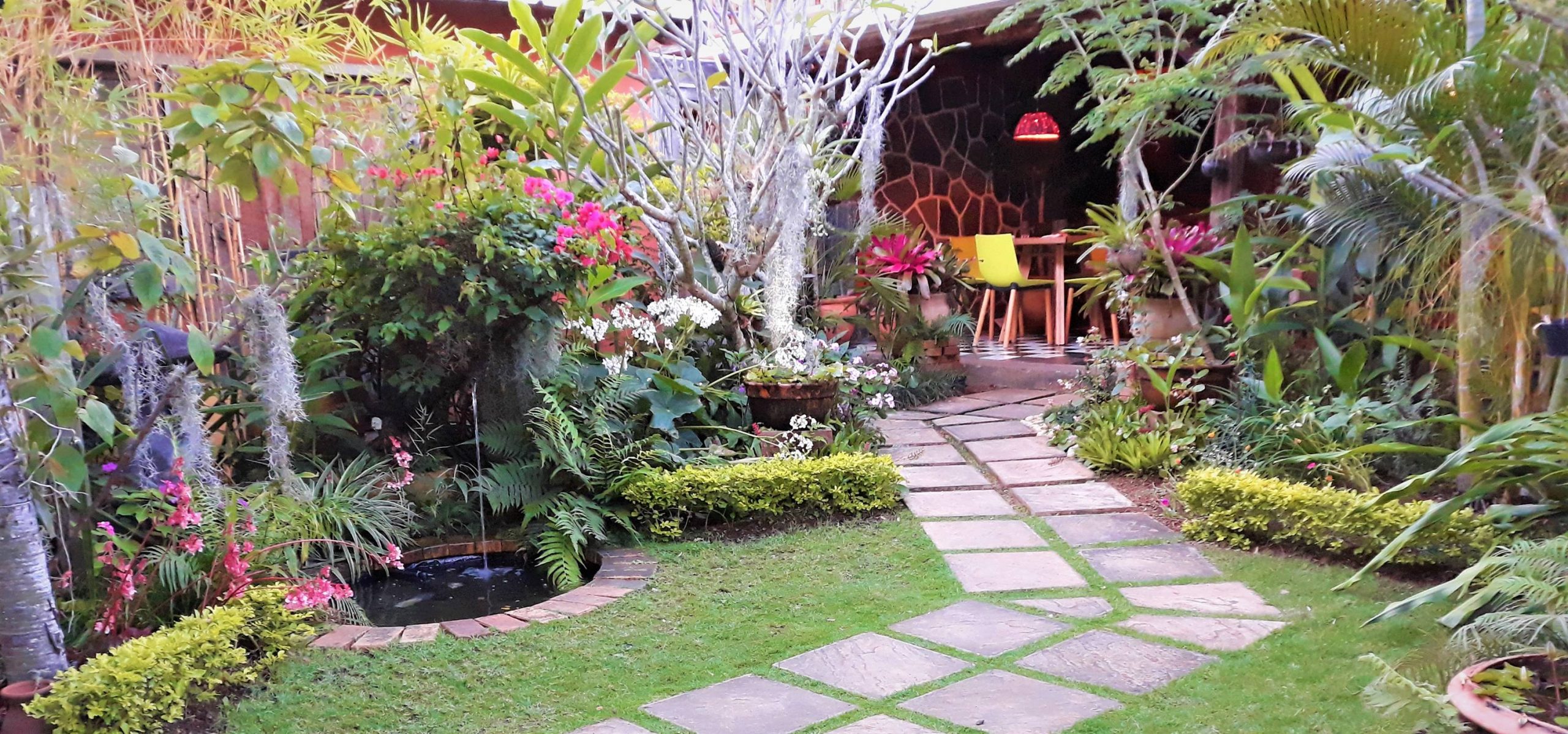 Mauritius Food - 30 Best Restaurants In Mauritius 30 vegan restaurants in Mauritius, vegetarian restaurants in Mauritius, vegan in Mauritius, vegetarian in Mauritius, ousaporn thai restaurant