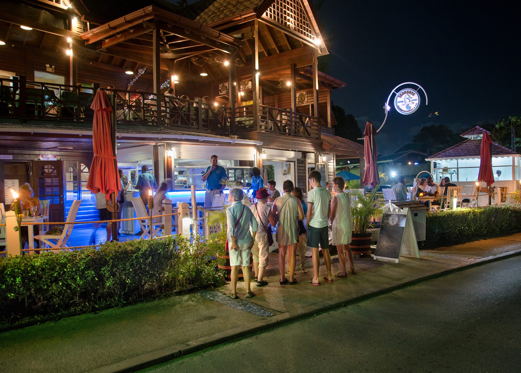 Bridgetown Food - 30 Best Restaurants In Bridgetown and Where to Eat 11 Restaurants in Bridgetown, best restaurants in Bridgetown, where to eat in Bridgetown, restaurants Bridgetown, Bridgetown food, best Bridgetown restaurants, seahorse restaurant & bar