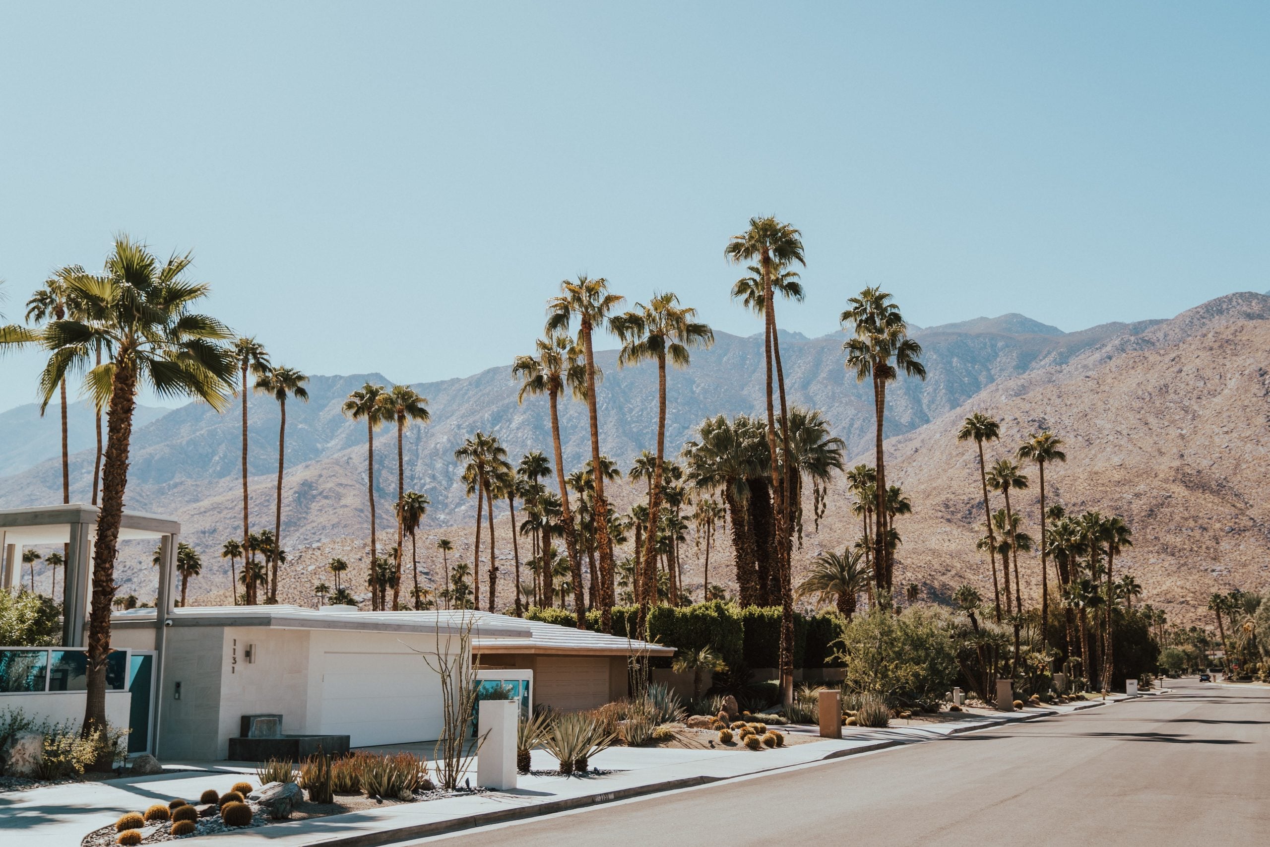 How To Get From Palm Springs Airport To City Center - All Possible Ways, cheapest way from Palm Springs airport to Downtown, cheapest way from Palm Springs airport to city, Palm Springs airport to city center, Palm Springs airport to downtown, Palm Springs Bus Airport, Bus Palm Springs Airport to Palm Springs City Center