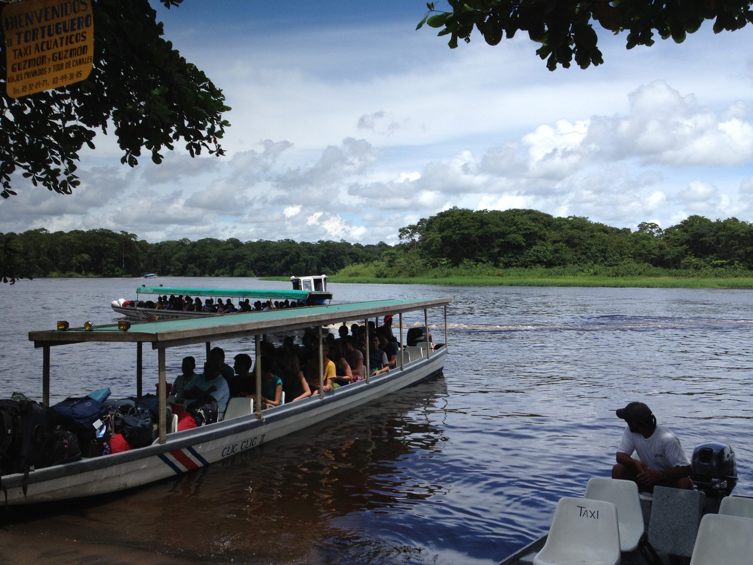 How To Get From Jaco To Tortuguero Best Way 3 How To Get From Jaco To Tortuguero - All Possible Ways, cheapest way from Jaco to Tortuguero, Jaco to Tortuguero, Jaco to Tortuguero bus, La Pavona To Tortuguero, San Jose to Cariari, Cariari to La Pavona, San Jose to Tortuguero