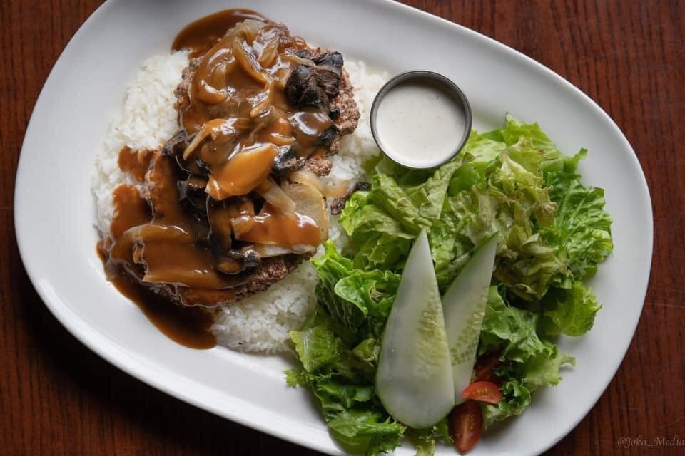 Hilo Food - 30 Best Restaurants In Hilo And Where To Eat 13 Hilo Burger Joint, Hilo restaurants, restaurants in Hilo, plant based restaurants in Hilo, vegetarian restaurants in Hilo, vegan restaurants in Hilo, Hilo food, where to eat in Hilo, vegan in Hilo, vegetarian in Hilo