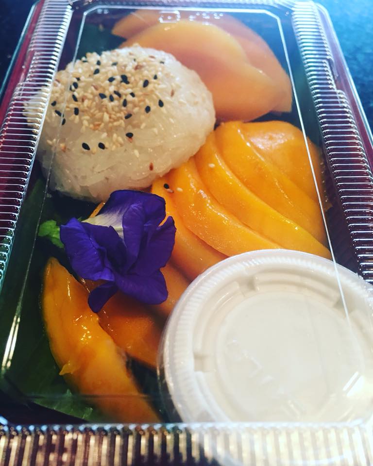 Kihei Food - 15 Best Restaurants In Kihei And Where To Eat 11 Maui Thai Bistro, Kihei restaurants, restaurants in Kihei, plant based restaurants in Kihei, vegetarian restaurants in Kihei, vegan restaurants in Kihei, Kihei food, where to eat in Kihei, vegan in Kihei, vegetarian in Kihei