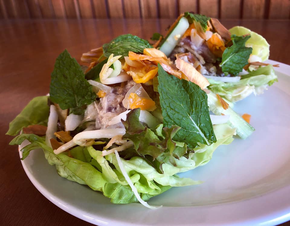 Hilo Food - 30 Best Restaurants In Hilo And Where To Eat 5 Moon and Turtle, Hilo restaurants, restaurants in Hilo, plant based restaurants in Hilo, vegetarian restaurants in Hilo, vegan restaurants in Hilo, Hilo food, where to eat in Hilo, vegan in Hilo, vegetarian in Hilo