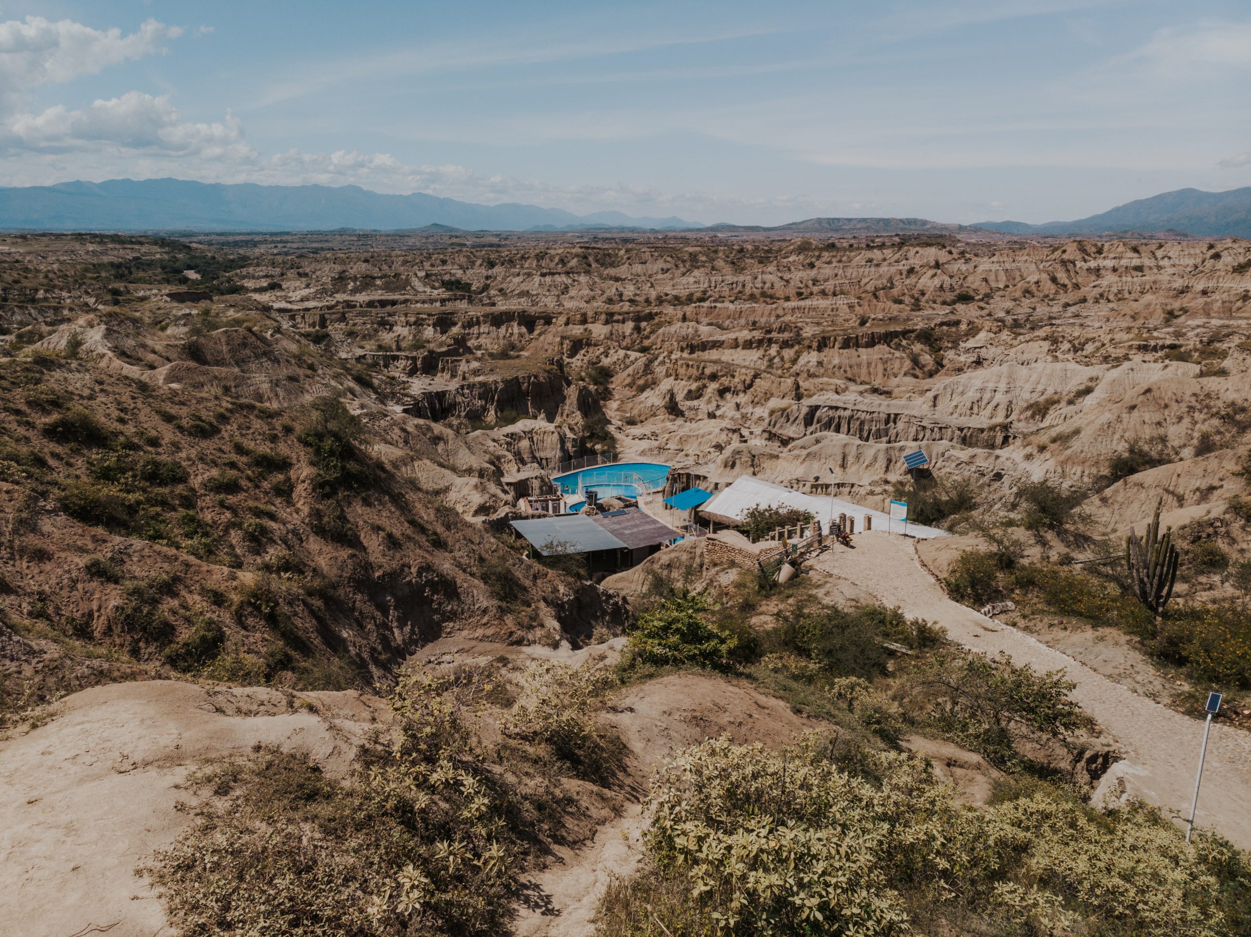 How To Get From San Agustin to Neiva Huila Best Way 8 How To Get From Neiva to Villavieja - All Possible Ways, cheapest way from Neiva to Villavieja, Neiva to Villavieja bus, Neiva to Villavieja, bus schedule Neiva to Villavieja, Backpackers Neiva, day tour neiva to Tatacoa Desert, villavieja to Tatacoa Desert, Grey Desert at Tatacoa Desert