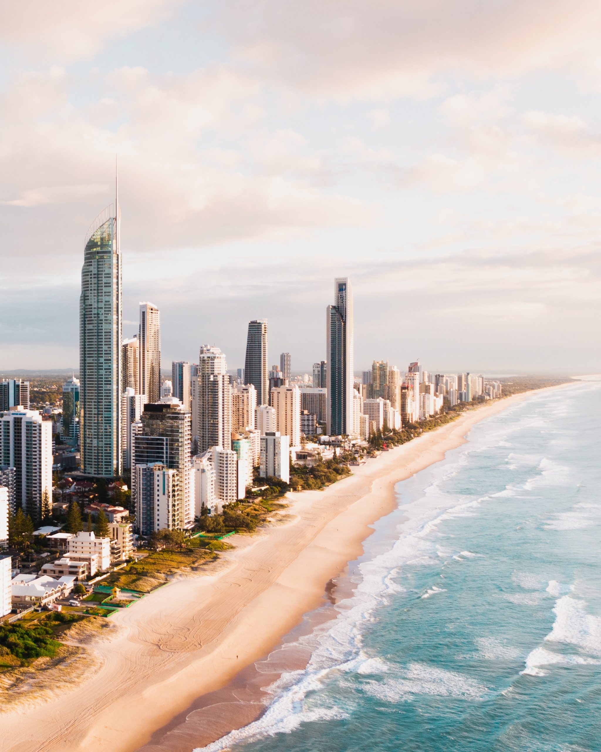 How To Get From Brisbane Airport To Gold Coast - All Possible Ways, cheapest way from Brisbane airport to Gold Coast, cheapest way from Brisbane airport to Gold Coast, Brisbane airport to Gold Coast, Brisbane Bus Airport to Gold Coast, shuttle bus Brisbane airport to Gold Coast, Bus Brisbane Airport to Gold Coast, Brisbane to Gold Coast, train Brisbane airport to Gold Coast