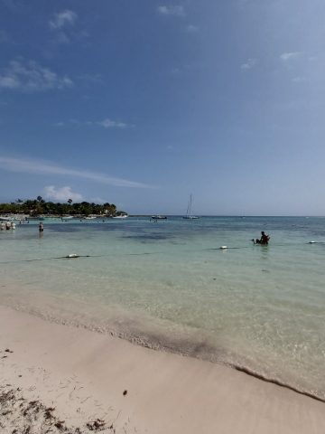 How To Get From Tulum to Akumal - All Possible Ways, cheapest way from Tulum to Akumal, Tulum to Akumal, ado bus Tulum to Akumal, shared van Tulum to Akumal, Colectivo Tulum to Akumal, Uber from Tulum to Akumal, taxi from Tulum to Akumal TULUM TO AKUMAL