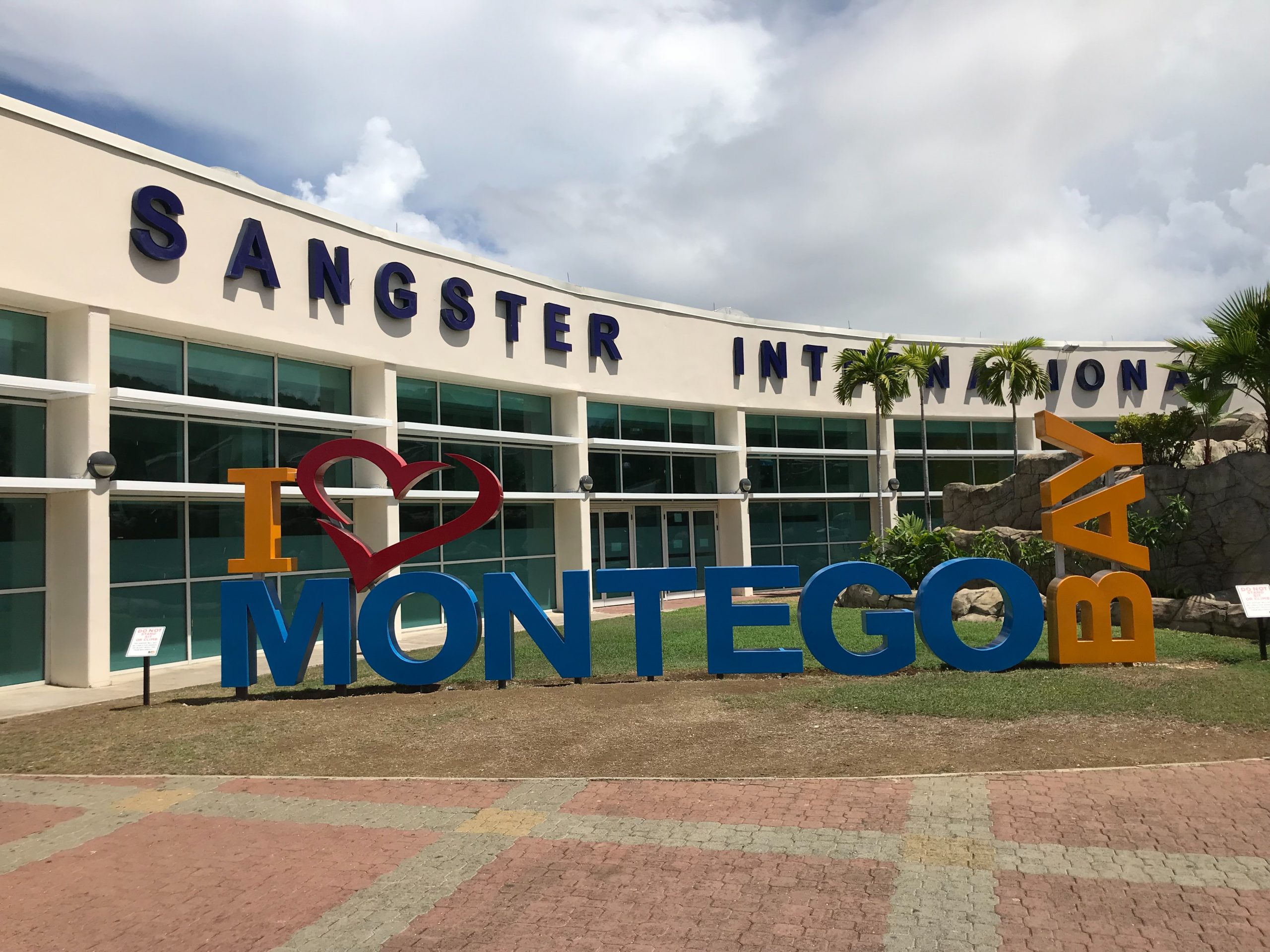 How To Get From Montego Bay Airport To Lucea Best Way 4 How To Get From Montego Bay Airport To Lucea - All Possible Ways, cheapest way from Montego Bay airport to Lucea, cheapest way from Montego Bay airport to Lucea, Montego Bay airport to Lucea, Montego Bay Bus Airport to Lucea, shuttle bus Montego Bay airport to Lucea, TAXI Montego Bay airport to Lucea, KNUTSFORD EXPRESS MONTEGO BAY AIRPORT TO LUCEA