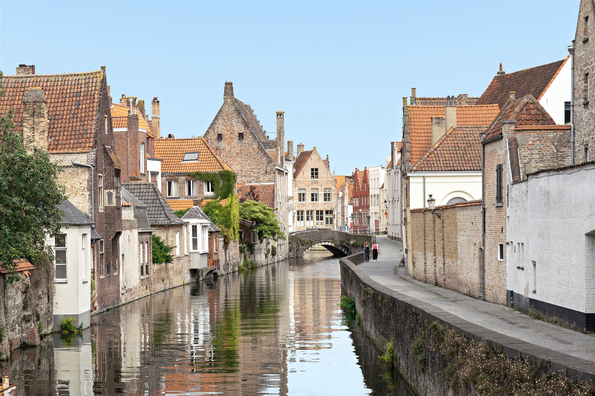 10 Most Beautiful Fairytale Towns in the World, Forget About Paris In Europe And Vist These Places Instead In Europe, 10 Most Beautiful Towns in Europe That You Never Heard About, How To Get From Brussels Airport To Bruges - All Possible Ways, cheapest way from Brussels airport to Bruges, cheapest way from Brussels airport to brugge, Brussels airport to Bruges, Brussels airport to brugge, Brussels Bus Airport, bus from Brussels airport to Bruges, taxi Brussels airport to Bruges, Uber Brussels airport to Bruges, rent a car from Brussels airport to Bruges