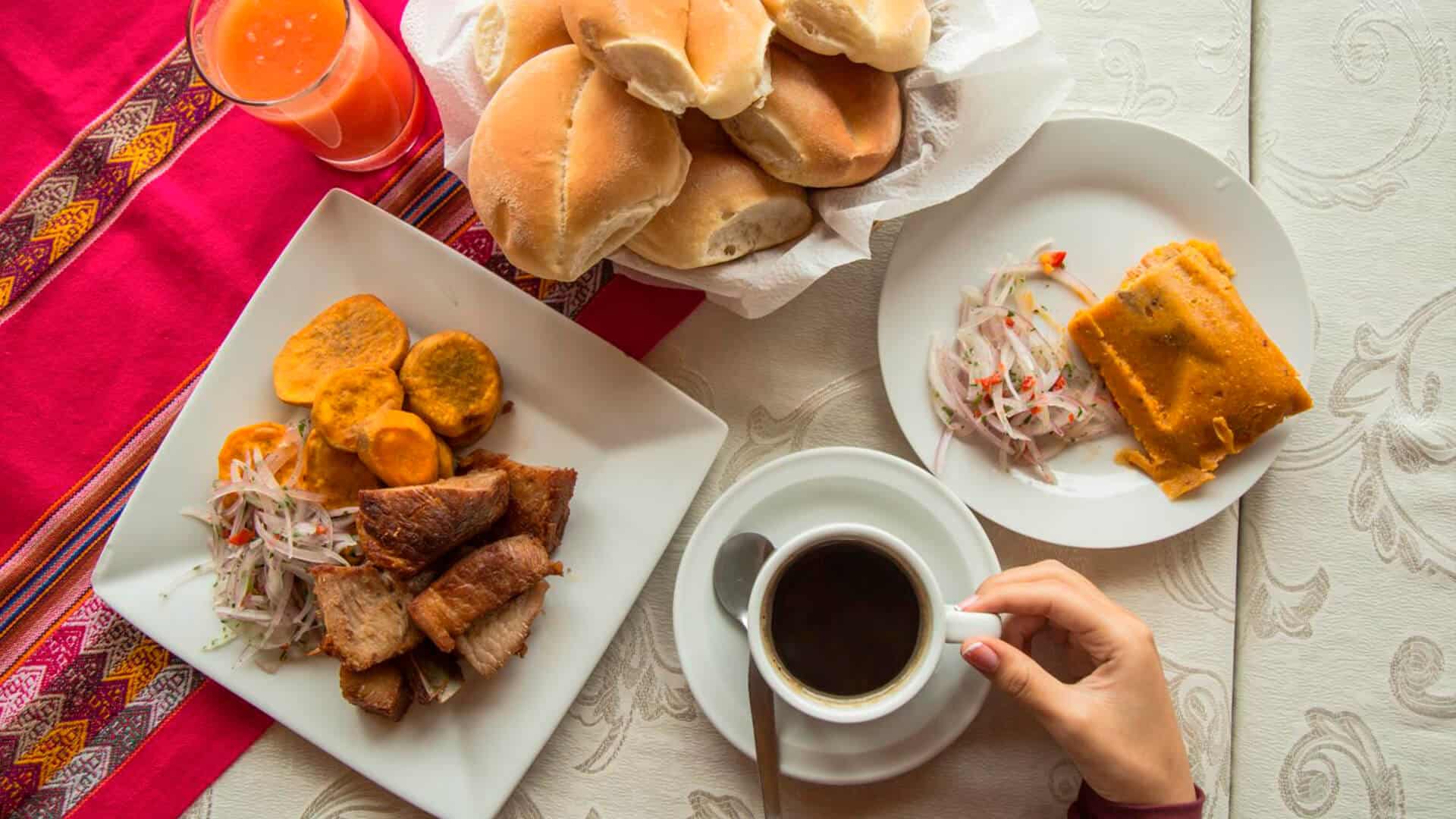 breakfast in Peru, peruvian breakfast, traditional peruvian breakfast, typical peruvian breakfast, Desayuno Peruano