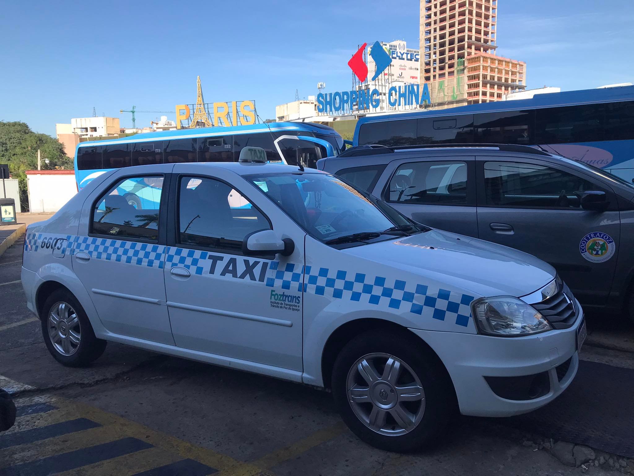 How To Get From Foz do Iguacu To Iguazu Falls, How to get to Iguazu Falls from Foz de Iguacu, foz do Iguacu to iguazu falls, iguazu falls , iguazu falls entrance fee, iguazu falls opening hours, bus from foz iguacu to iguazu falls, cheapest way from foz de iguacu to iguazu falls, taxi from Foz do Iguacu to Iguazu Falls, Uber from Foz do Iguacu to Iguazu Falls,