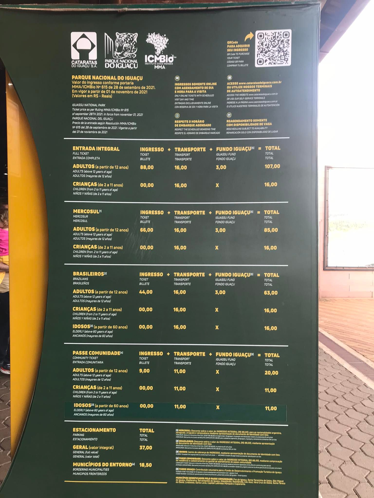 How To Get From Foz do Iguacu To Iguazu Falls, How to get to Iguazu Falls from Foz de Iguacu, foz do Iguacu to iguazu falls, iguazu falls , iguazu falls entrance fee, iguazu falls opening hours, bus from foz iguacu to iguazu falls, cheapest way from foz de iguacu to iguazu falls, taxi from Foz do Iguacu to Iguazu Falls, Uber from Foz do Iguacu to Iguazu Falls,