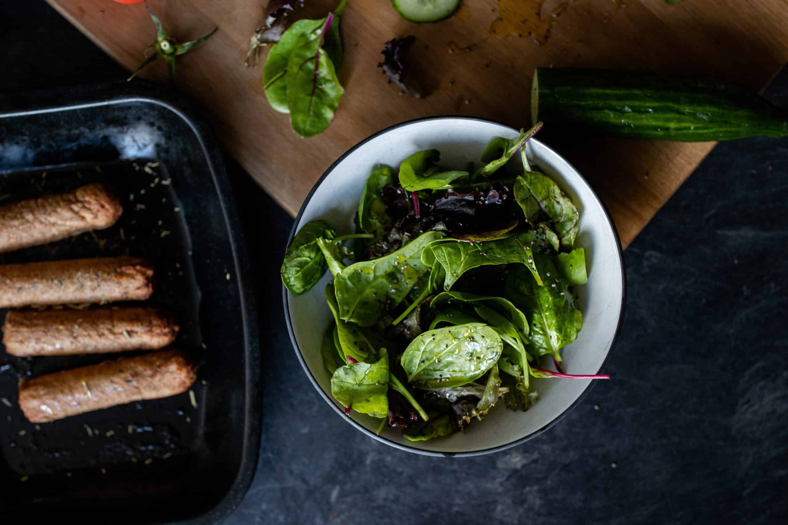 Vegetarian Food In Spain - 50 Best Spanish Vegetarian Dishes And Vegan Food In Spain 13 Spanish vegetarian dishes, Espinacas con pasas - vegetarian food in Spain, vegan food in Spain, Spainish vegetarian dishes, vegan in Spain, vegetarian in Spain, plant based food in Spain