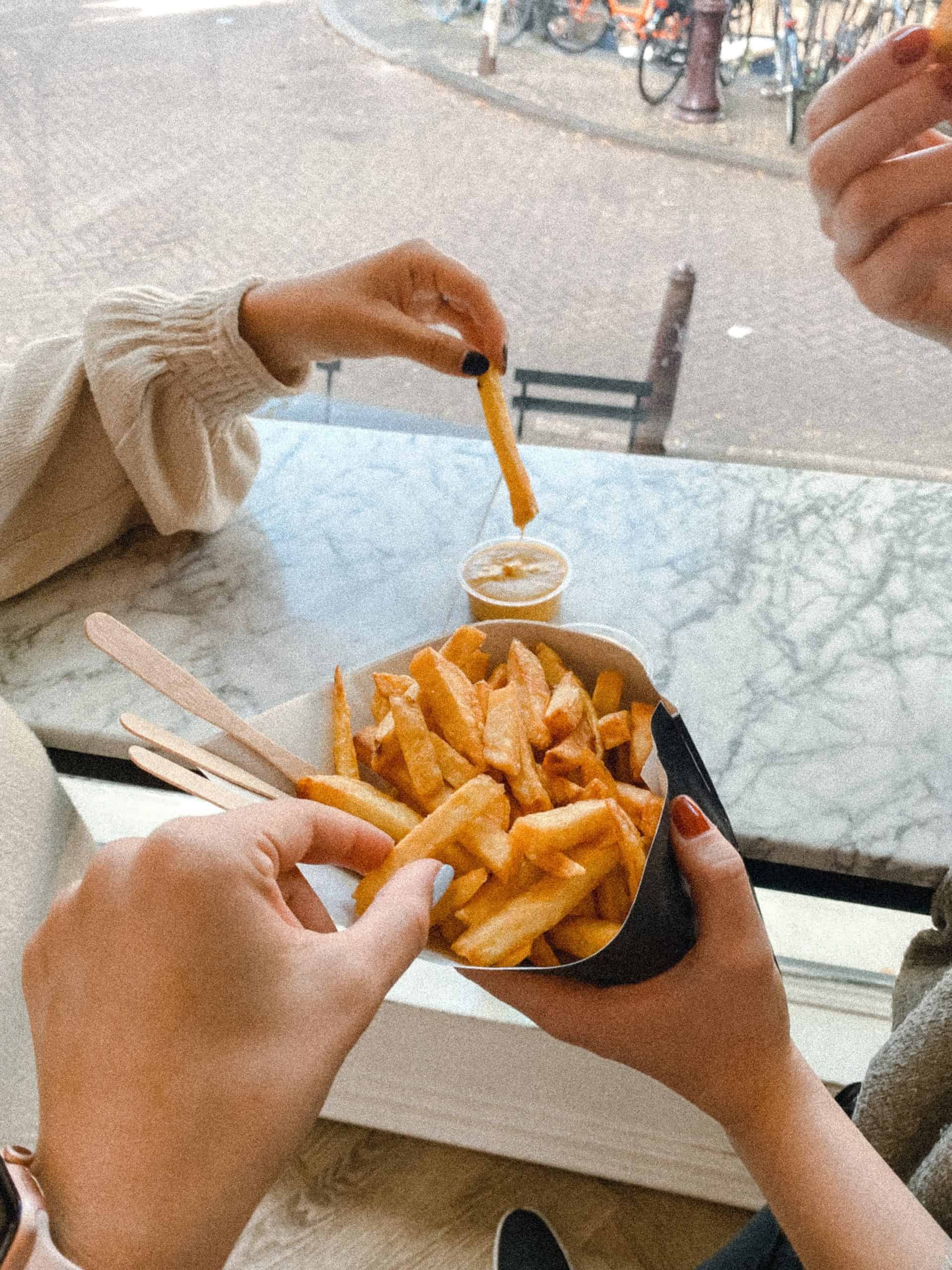7 Tourist Traps to Avoid in Brussels (Travel Guide) And How To Avoid Them