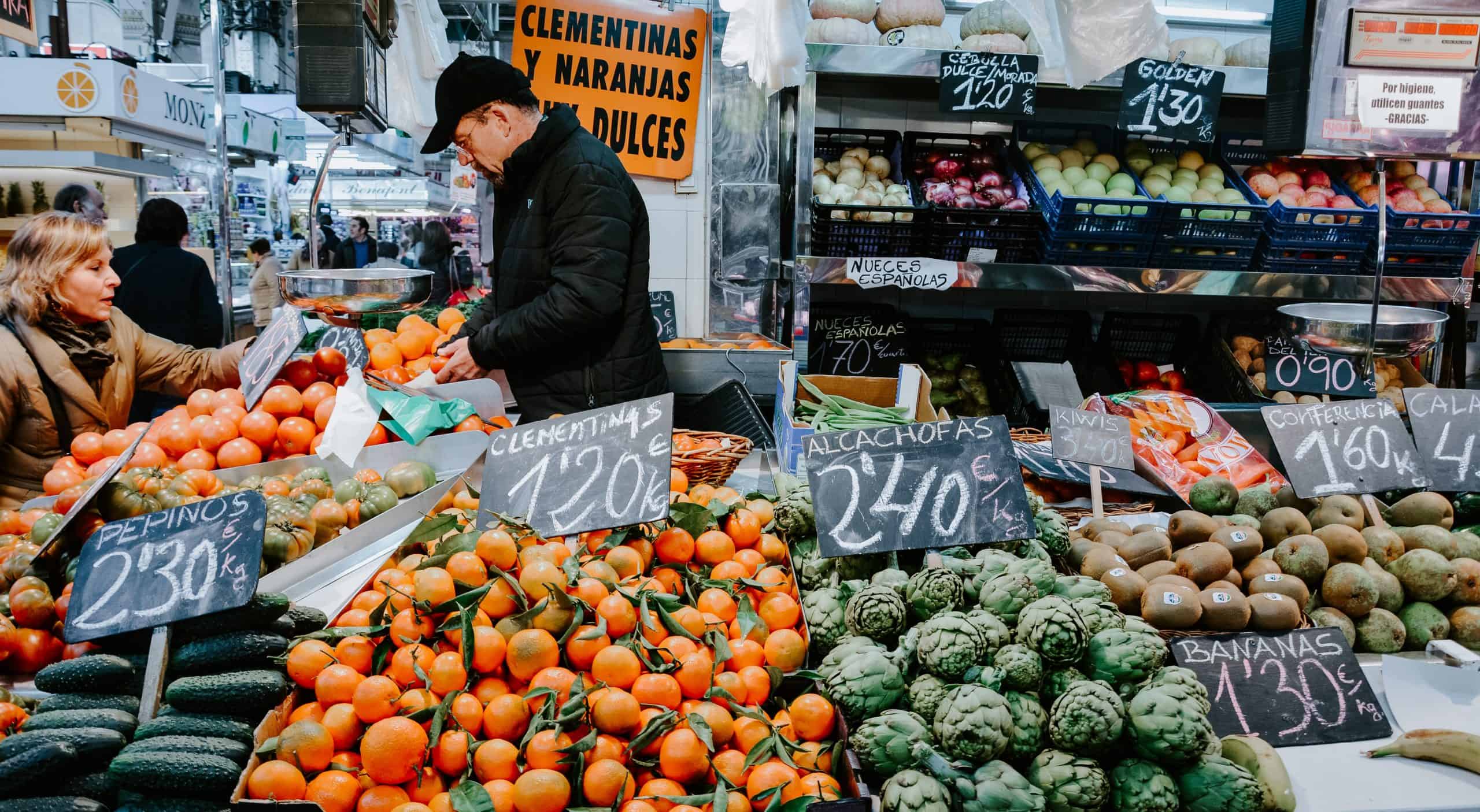 Vegetarian Food In Spain - 50 Best Spanish Vegetarian Dishes And Vegan Food In Spain 27 Fresh Fruit, vegetarian food in Spain, vegan food in Spain, Spainish vegetarian dishes, vegan in Spain, vegetarian in Spain, plant based food in Spain