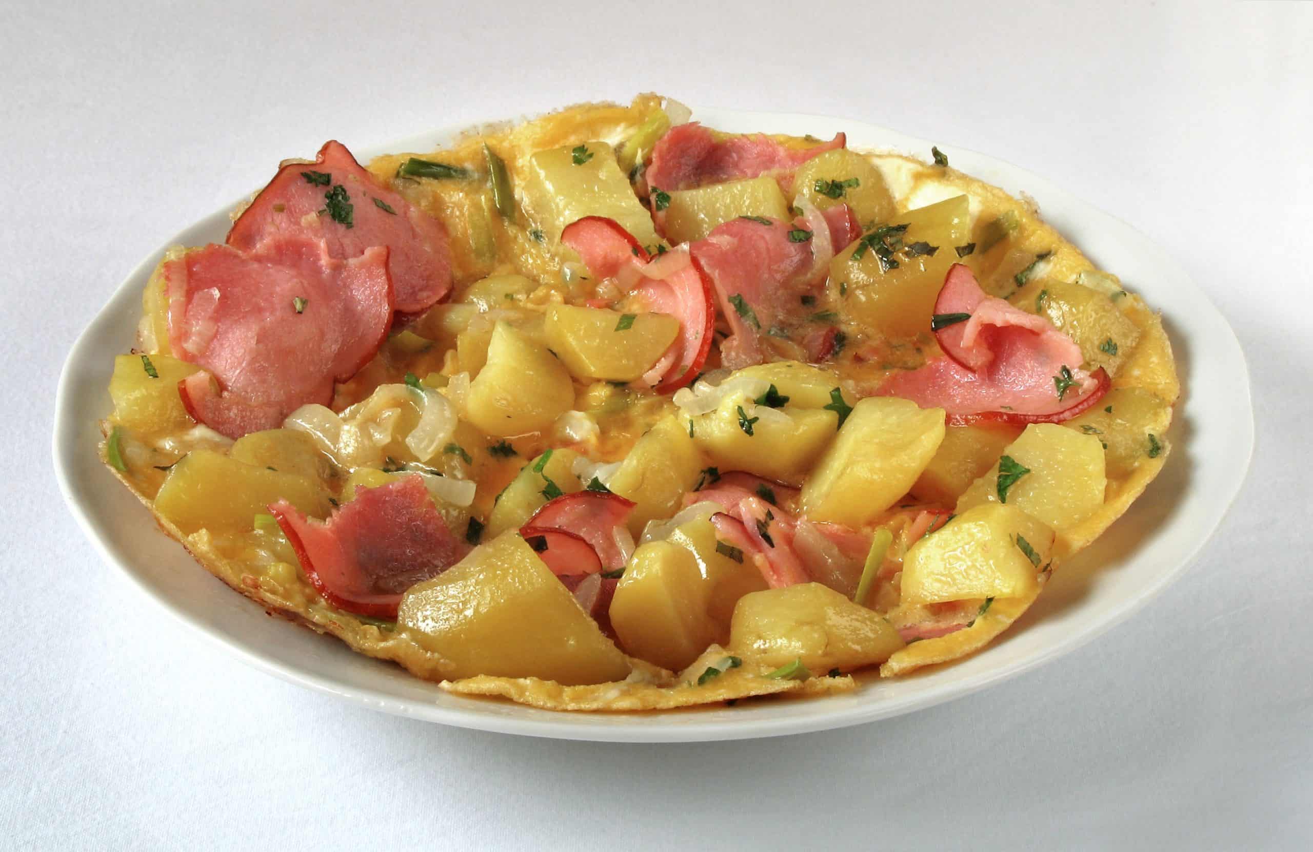 German Breakfast - 20 Best Traditional Breakfast in Germany to Try 5 German Breakfast, Traditional Breakfast in Germany to Try, German Bauernfruhstuck - Farmer’s Breakfast