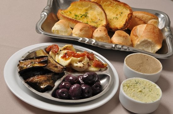 Couvert - Vegetarian Food in Portugal, vegetarian food in Portugal, vegan food in Portugal, Portuguese vegetarian dishes, vegan in Portugal, vegetarian in Portugal, plant based food in Portugal