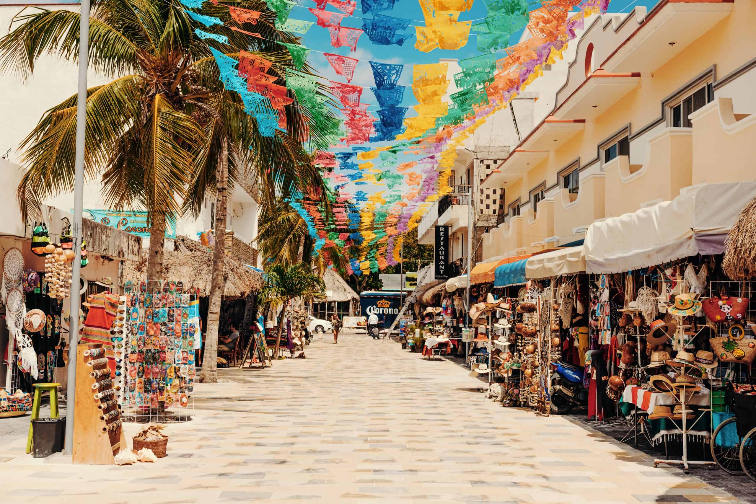 5 Avenida Norte / Quinta Avenida / 5th Avenue Playa del Carmen, Playa del Carmen vs Cozumel - Best Vacation in Riviera Maya
