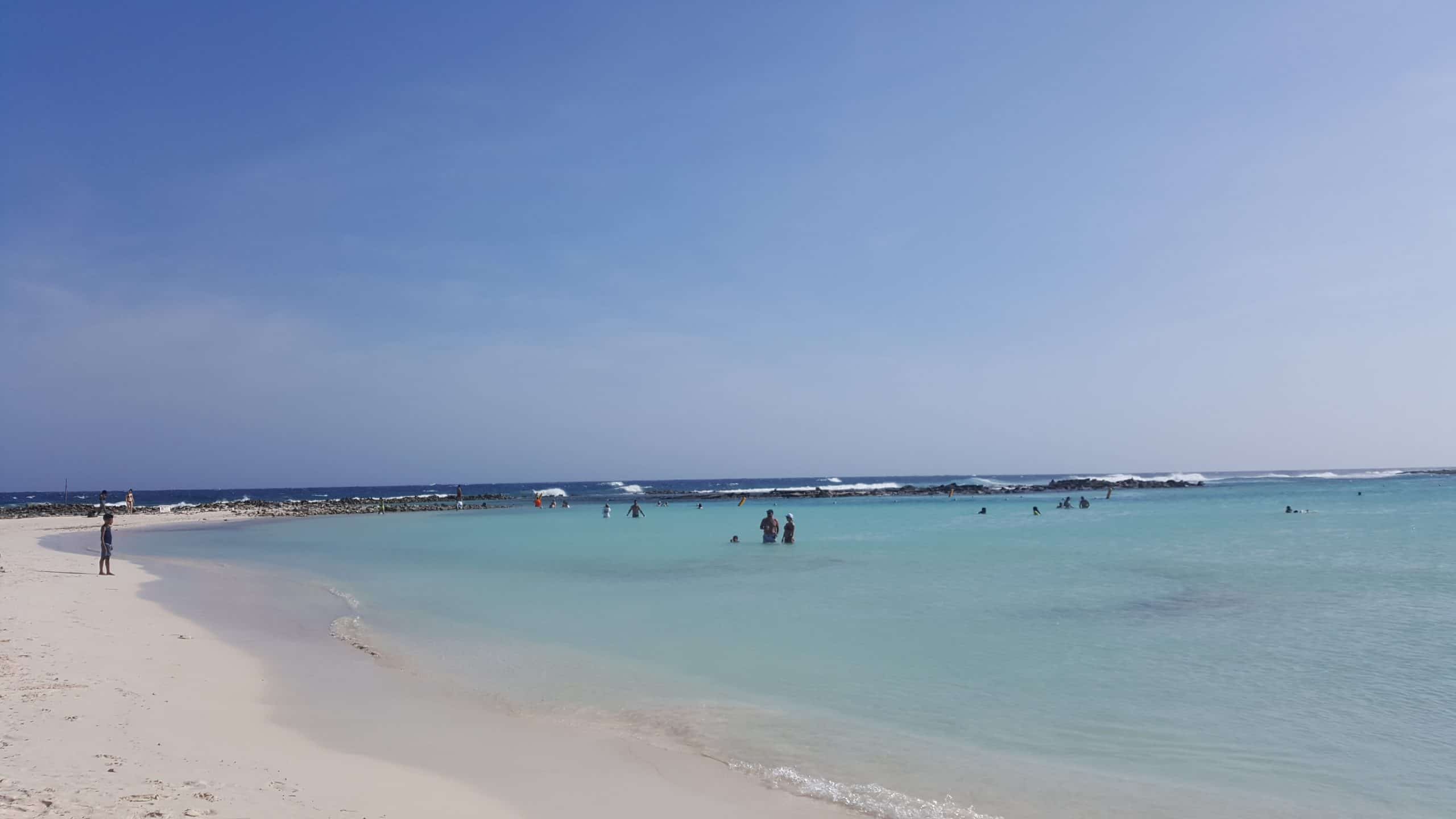Baby Beach in Aruba , Antigua vs Aruba - Which is the Better Caribbean Vacation?