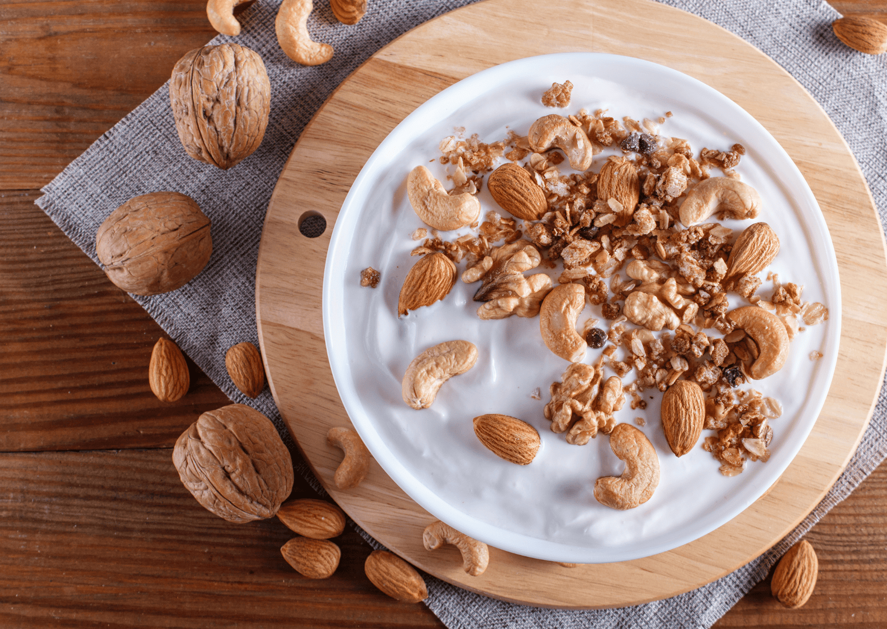 Typical Breakfast in Greece: 25 Greek Traditional Breakfast Recipes 5 Greek Yogurt with Honey and Walnuts