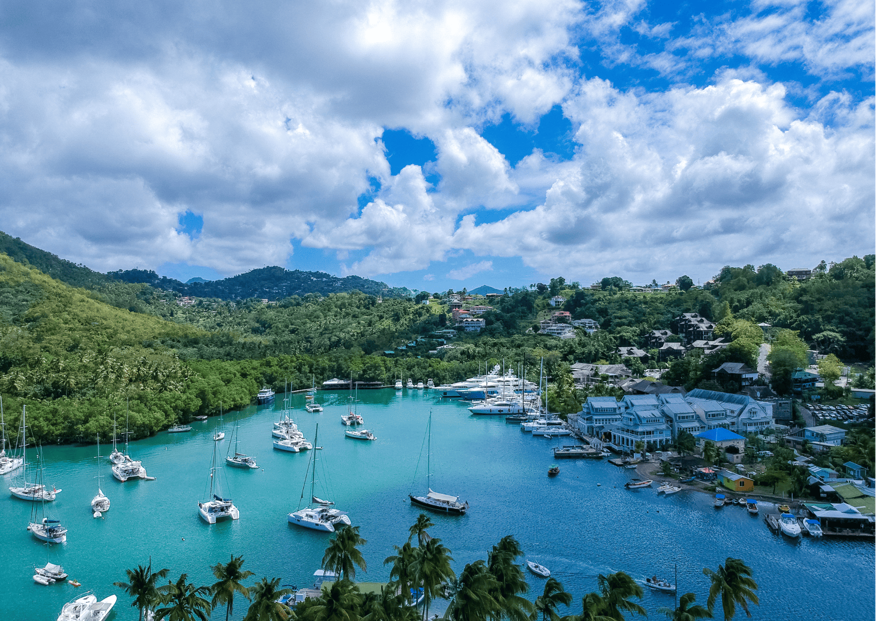Comparison St Lucia vs Bahamas - Which is the Better Caribbean Vacation? 4 Marigot Bay in St Lucia - St Lucia vs Bahamas, Bahamas vs St Lucia