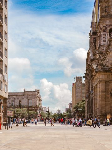 How To Get From San Miguel de Allende to Guadalajara By Bus - All Possible Ways, cheapest way from San Miguel de Allende to Guadalajara, San Miguel de Allende to Guadalajara, primera plus bus from San Miguel de Allende to Guadalajara, ado bus from San Miguel de Allende to Guadalajara, shared van from San Miguel de Allende to Guadalajara, Colectivo from San Miguel de Allende to Guadalajara, Uber from San Miguel de Allende to Guadalajara, taxi from San Miguel de Allende to Guadalajara