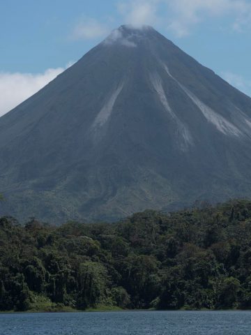 How To Get From Nosara To La Fortuna – All Possible Ways, Nosara to La Fortuna, cheapest way from Nosara to La Fortuna, best way from Nosara to La Fortuna, Nosara to La Fortuna by bus, bus from Nosara to La Fortuna, taxi from Nosara to La Fortuna, Uber from Nosara to La Fortuna, private transfer from Nosara to La Fortuna, Shared Van from Nosara to La Fortuna, rent a car at Nosara, Nosara to La Fortuna