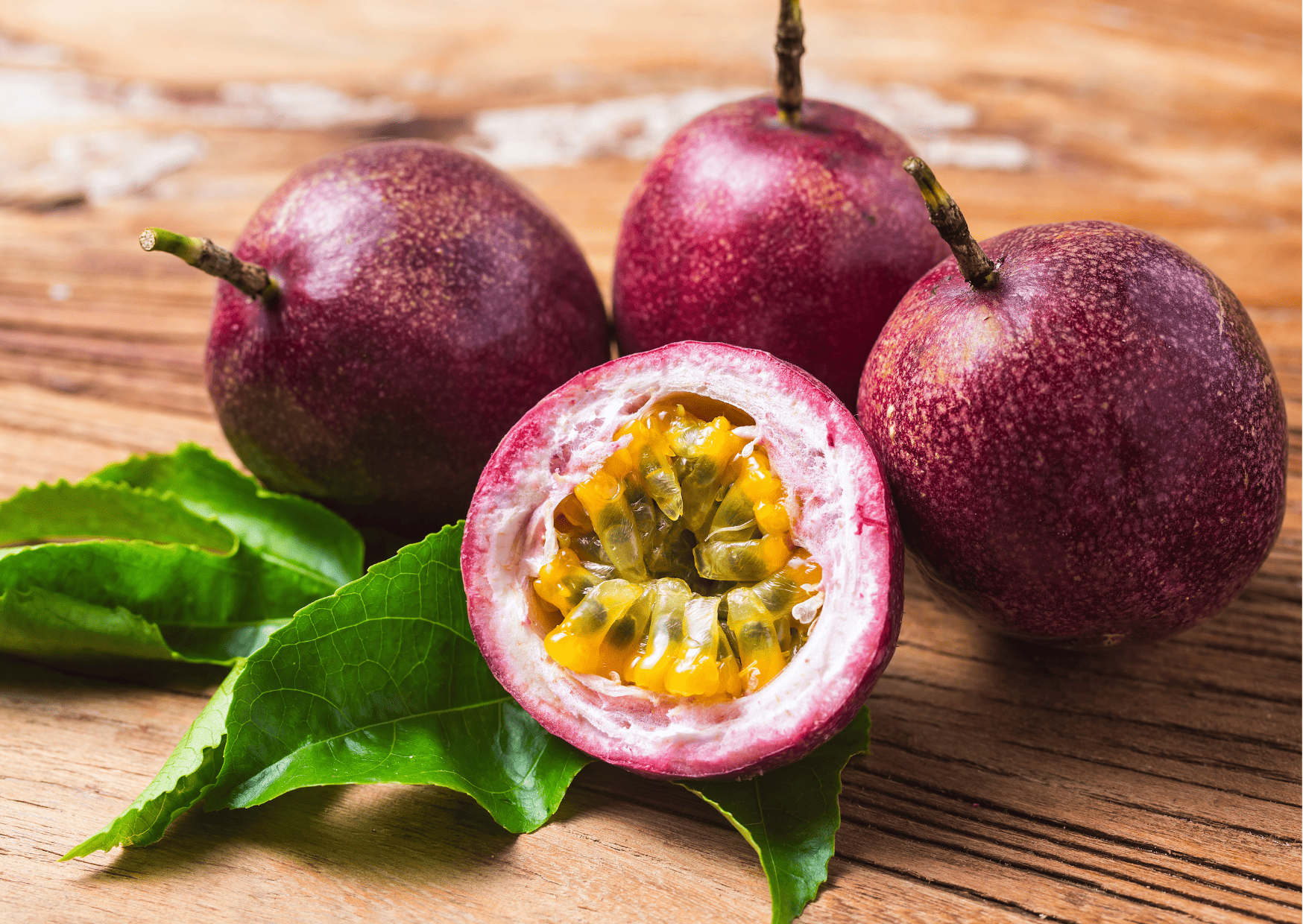 Pomegranate - Korean Fruits - A Guide to Seasonal Fruits in Korea, Traditional Korean Fruits and Imported Fruits