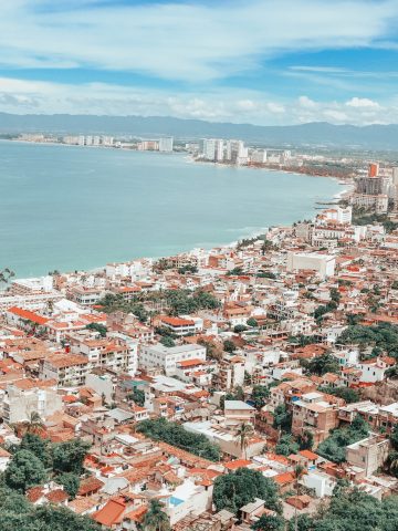 How To Get From Manzanillo to Puerto Vallarta By Bus - All Possible Ways, cheapest way from Manzanillo to Puerto Vallarta, Manzanillo to Puerto Vallarta, ado bus from Manzanillo to Puerto Vallarta, occ bus from Manzanillo to Puerto Vallarta, AU autobuses unidos from Manzanillo to Puerto Vallarta, shared van from Manzanillo to Puerto Vallarta, Colectivo from Manzanillo to Puerto Vallarta, Uber from Manzanillo to Puerto Vallarta, taxi from Manzanillo to Puerto Vallarta,