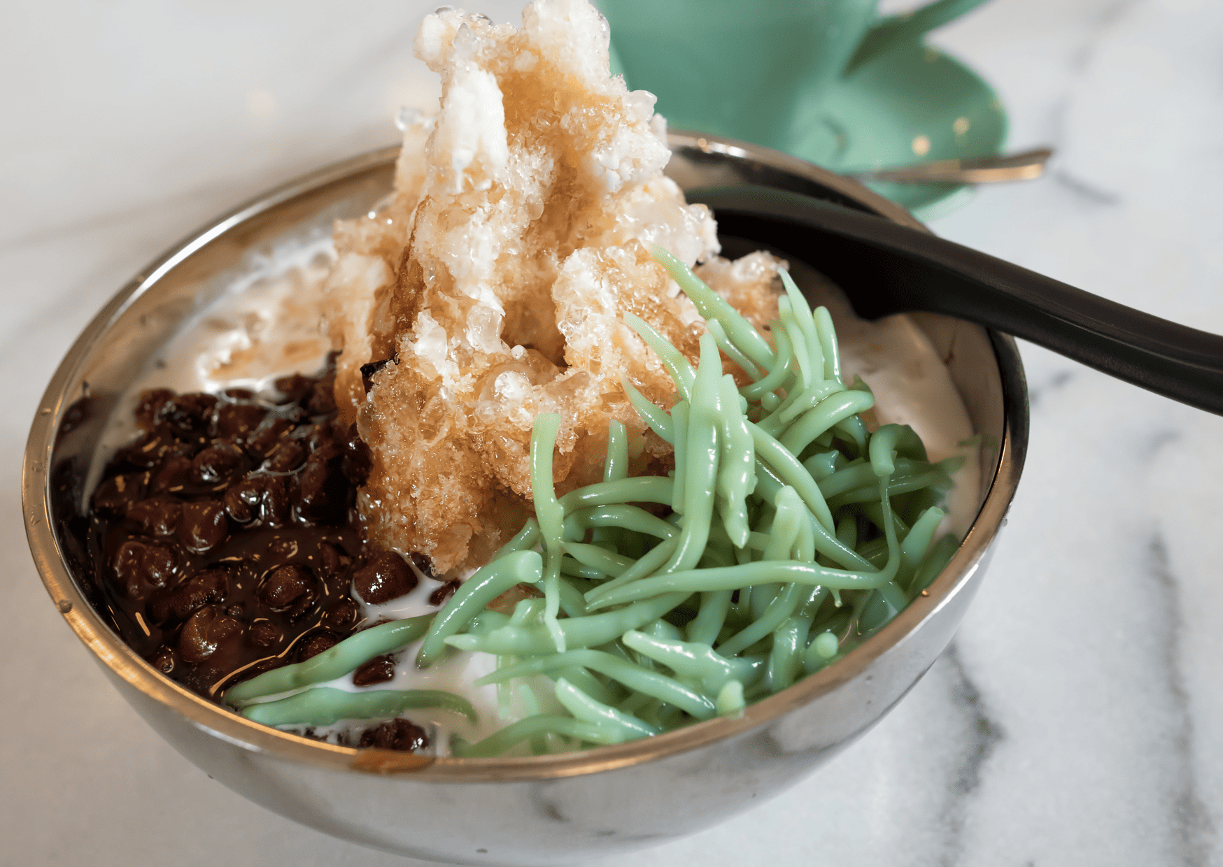Fruits in Singapore: 25 Tropical Singapore Fruits to Try and Singapore Desserts