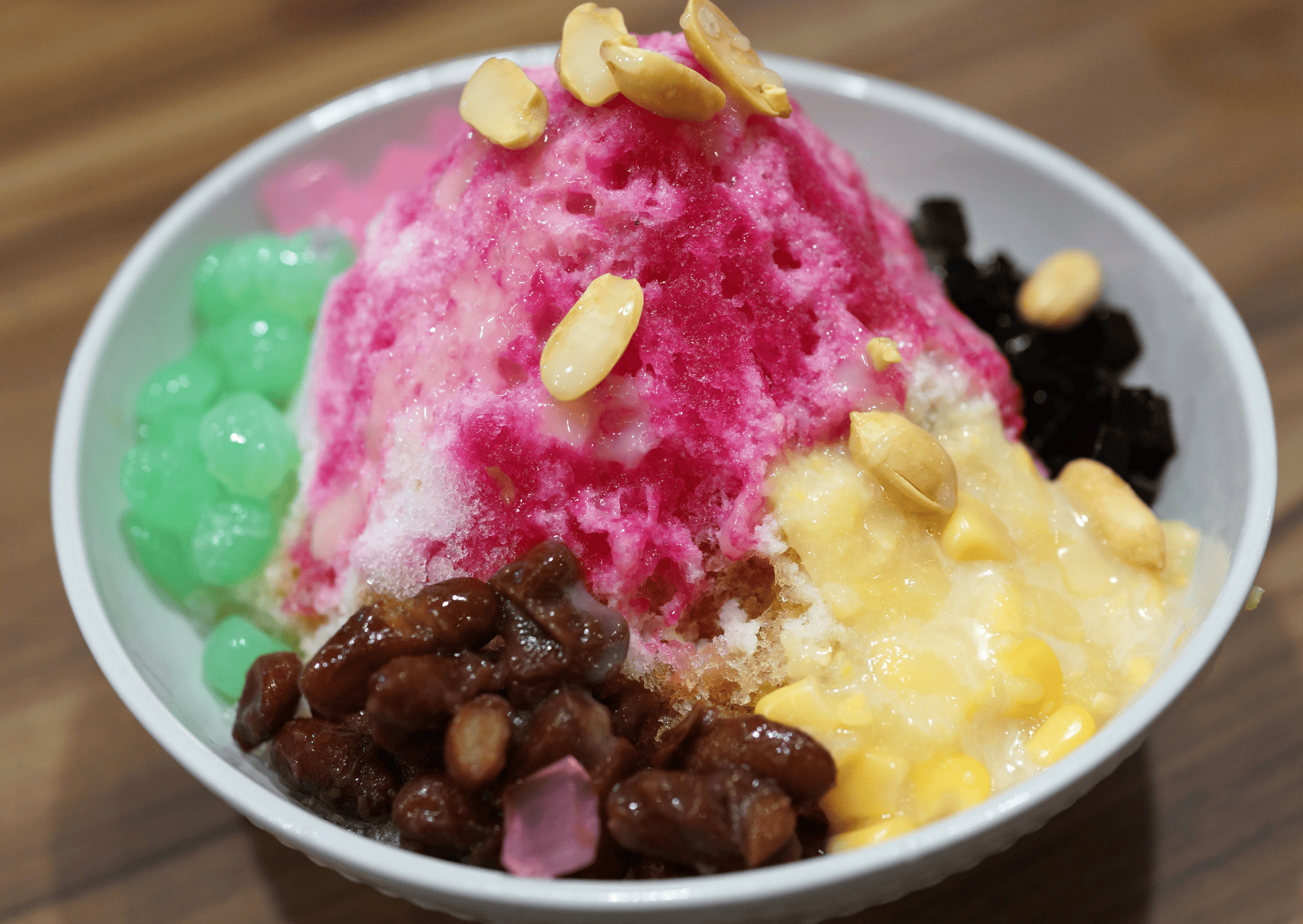 Fruits in Singapore: 25 Tropical Singapore Fruits to Try and Singapore Desserts