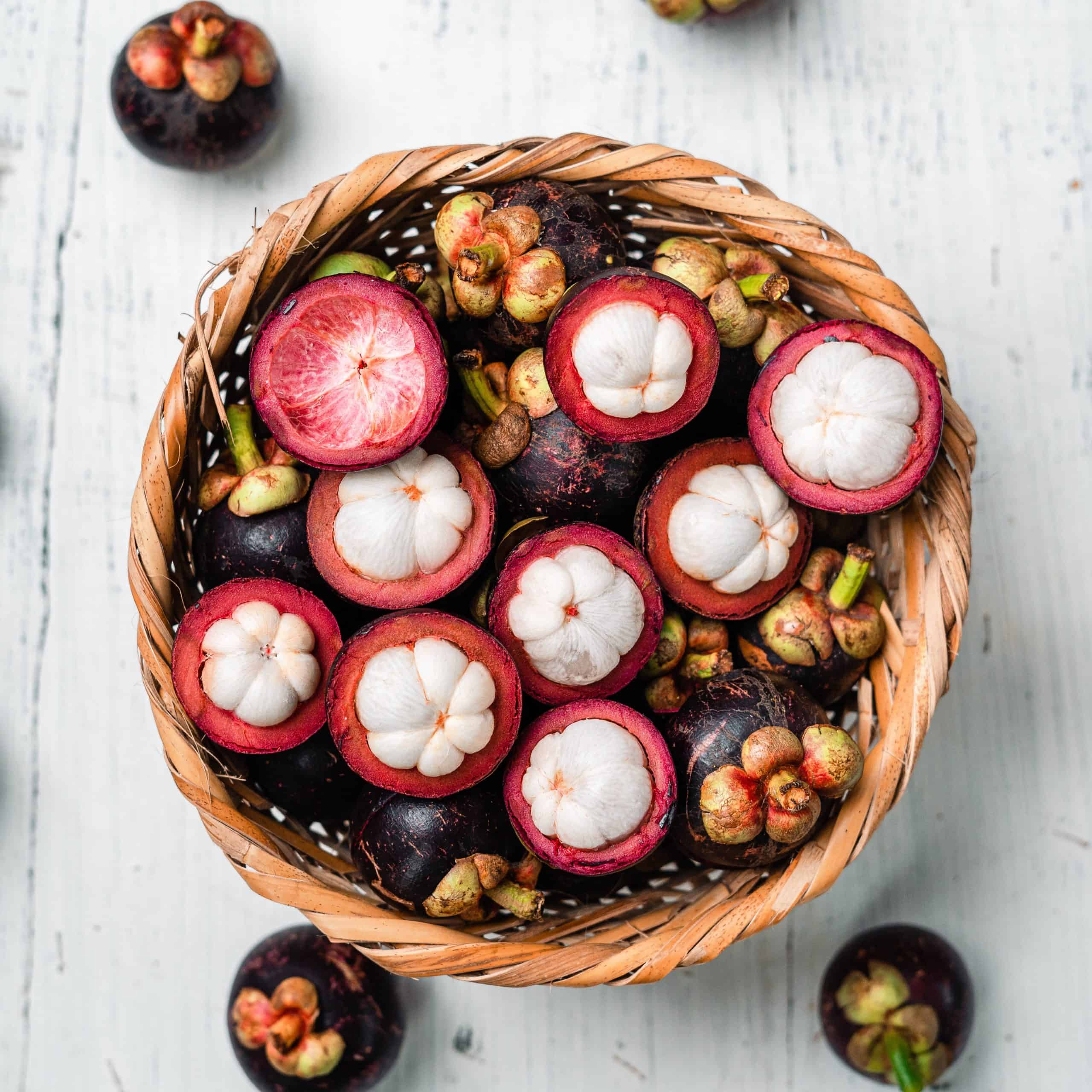 Fruits in Singapore: 25 Tropical Singapore Fruits to Try and Singapore Desserts