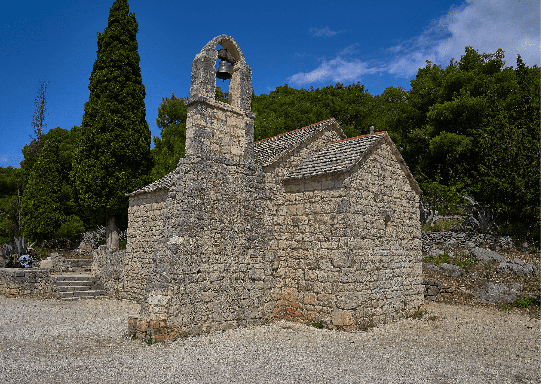Marjan Forest Park, Split vs Dubrovnik, Dubrovnik vs Split