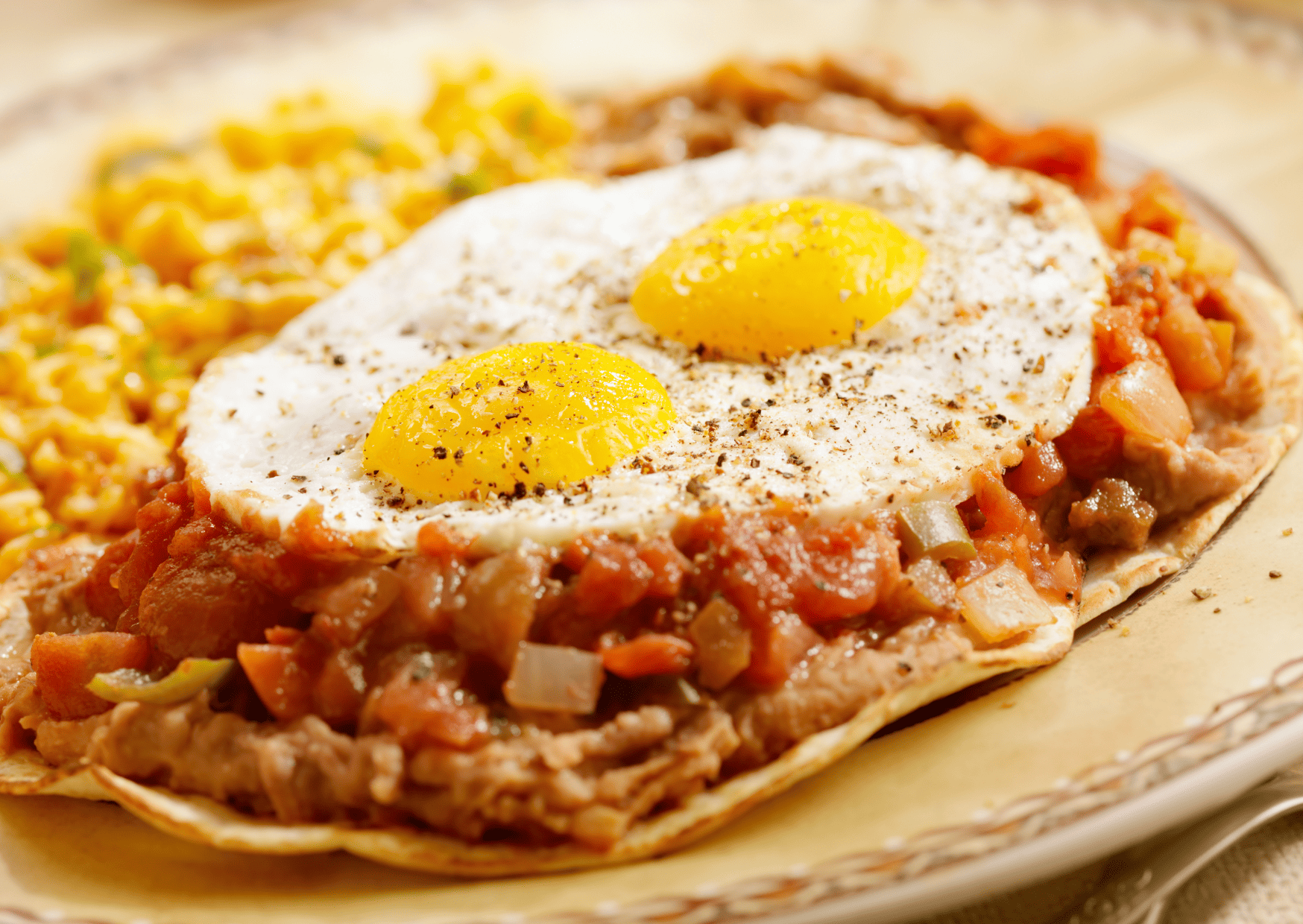 Salvadoran Breakfast - 24 Best Breakfast in El Salvador to Try 4 Huevos Rancheros, Salvadorian Breakfast, Breakfast in El Salvador, El Salvador breakfast, Salvadoran breakfast